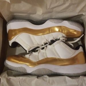 Jordan 11 low Olympics